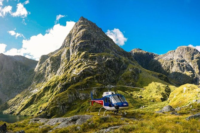 Book now Helicopter Tour to Milford Sound from Queenstown
