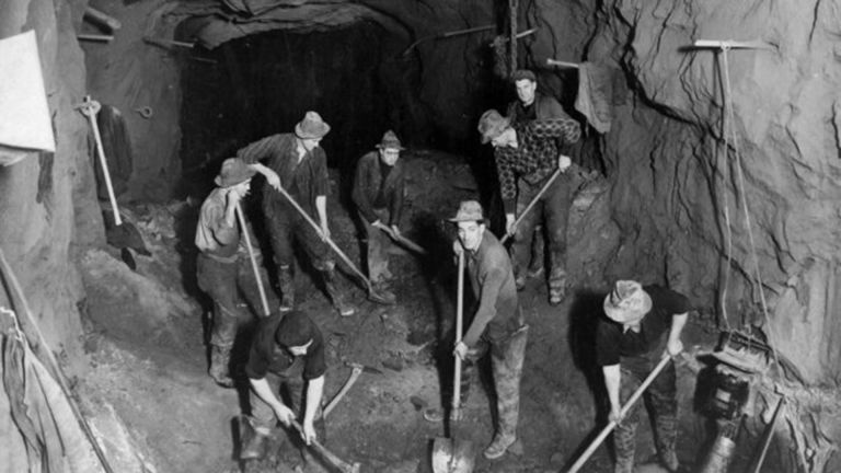 Milford Sound History Men at Work on the Homer Turnnel - Milford Sound History