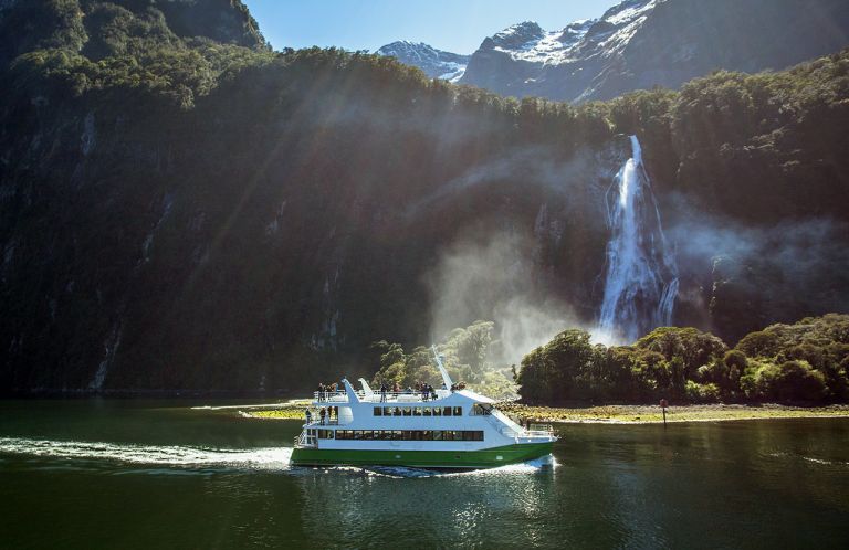 Cruises Milford Sound - Maiden of Milford - Day Cruise