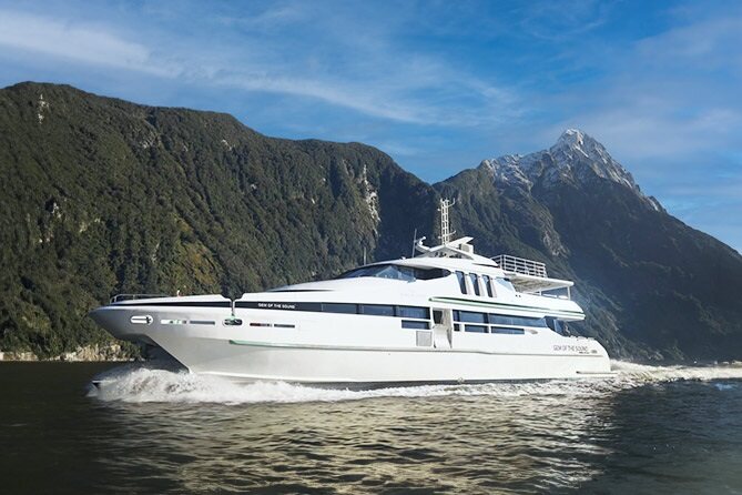 Book now Premium Glass Roof Cruise